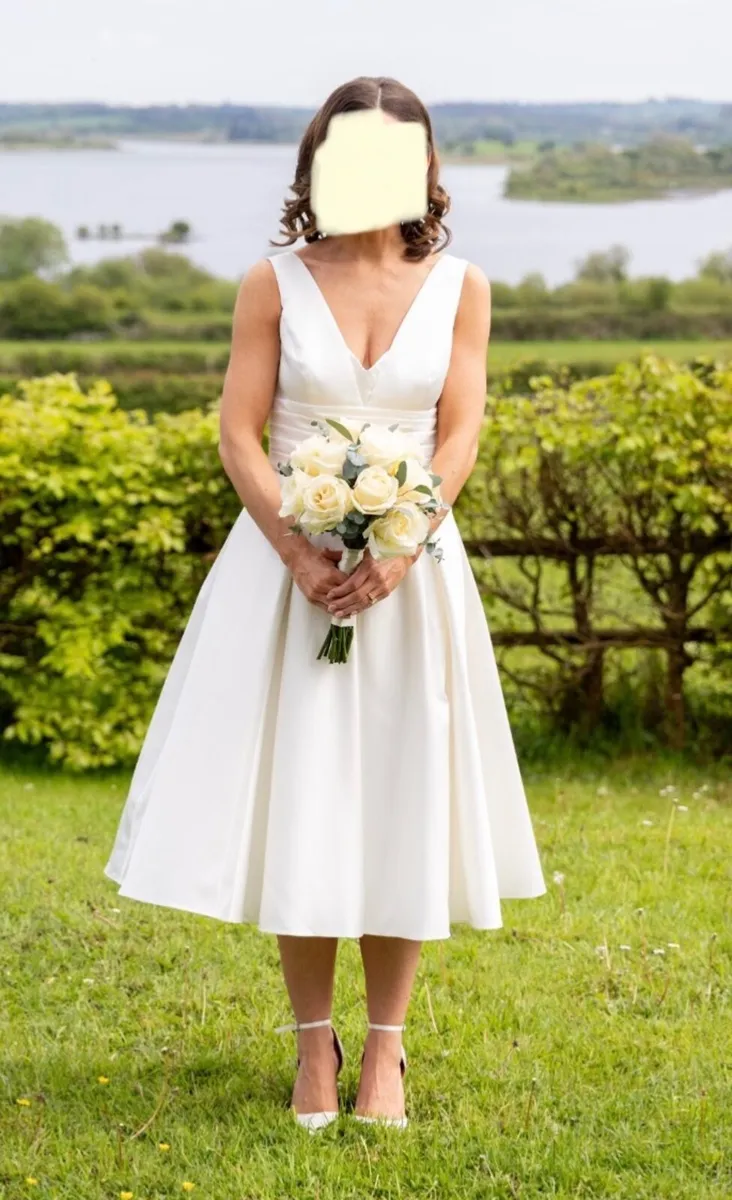 Wedding dress - Image 4