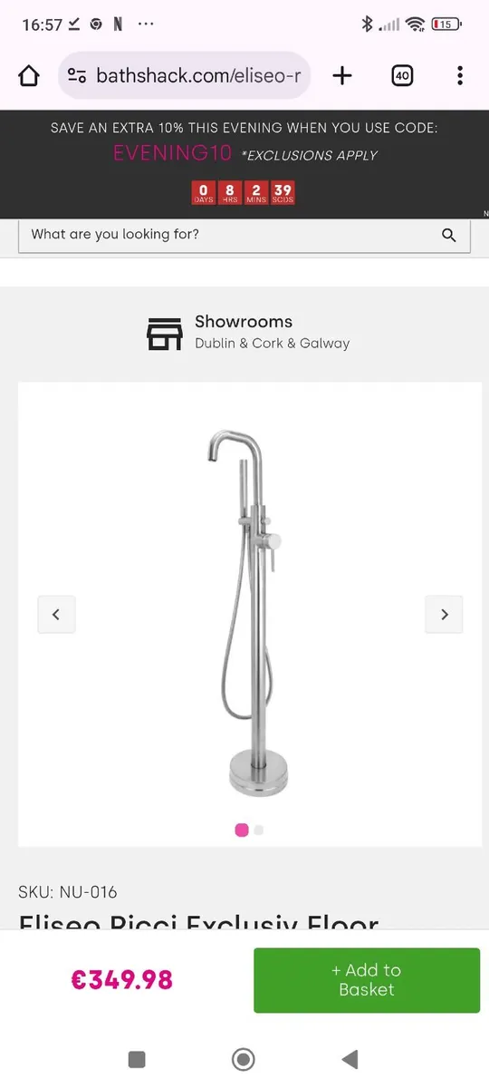 Freestanding bath and tap - Image 1