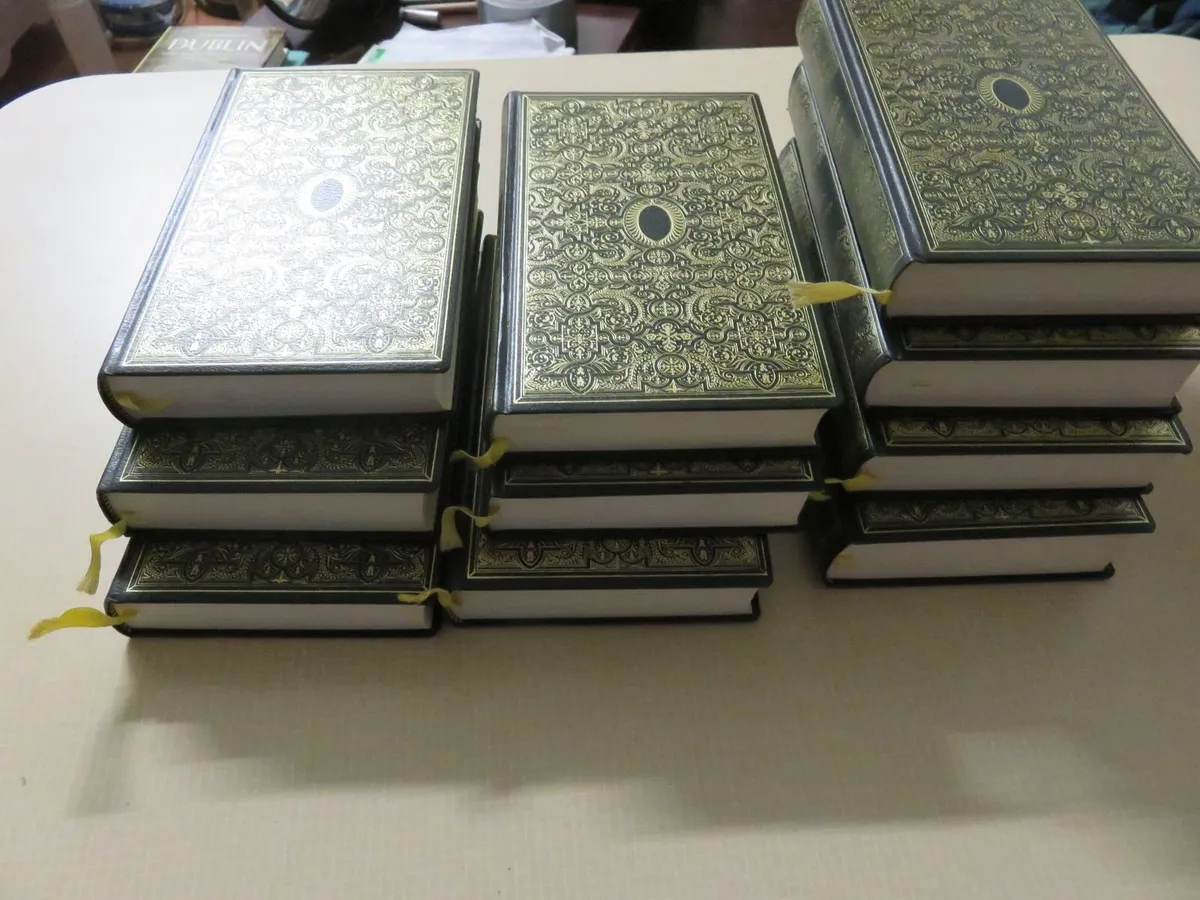 Book collection - Image 3