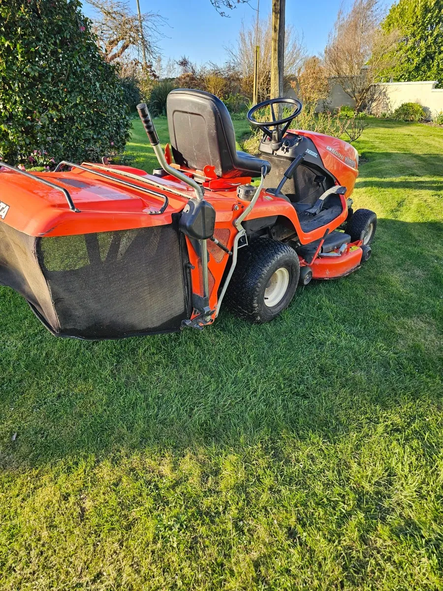 Kubota Ride-on Mower - Image 4