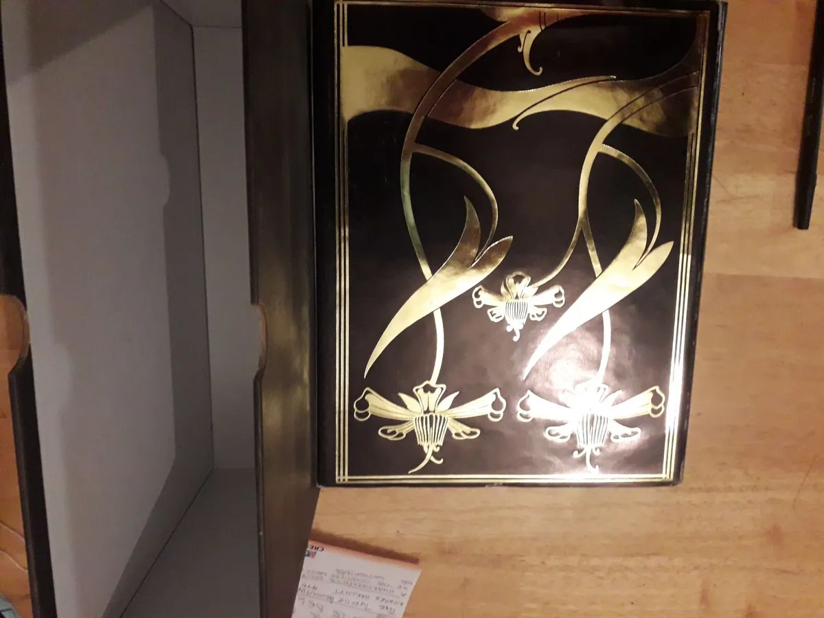 Description  J. M. Dent & Sons, London UK, 1972. - Image 4