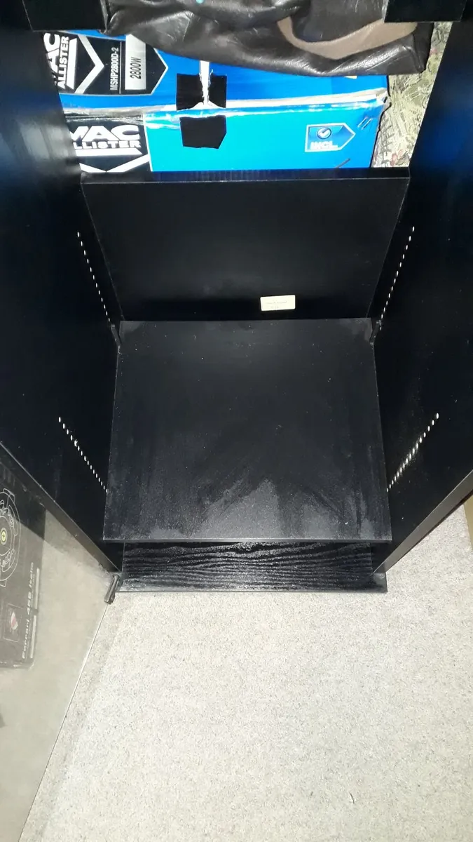 Technics Glass Cabinet - Image 3