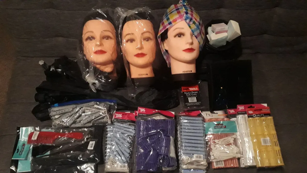 Hairdressing Beginner Kit - Image 1
