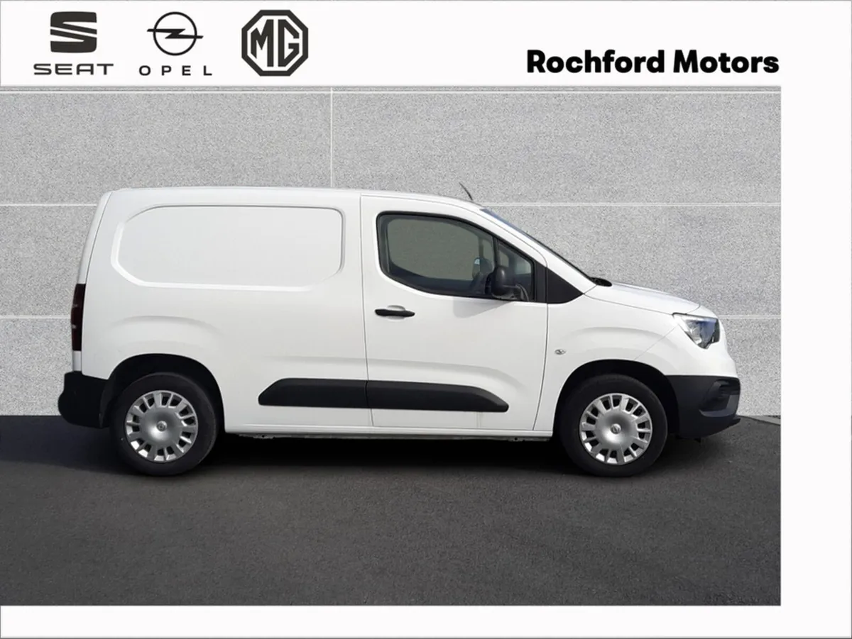 Opel Combo L1H1-1.5 100PS DIESEL 6SPEED MANUAL 100 - Image 3