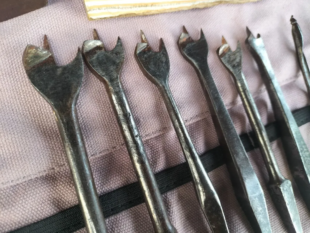 Carpenters Brace and Centre Bits - Image 3