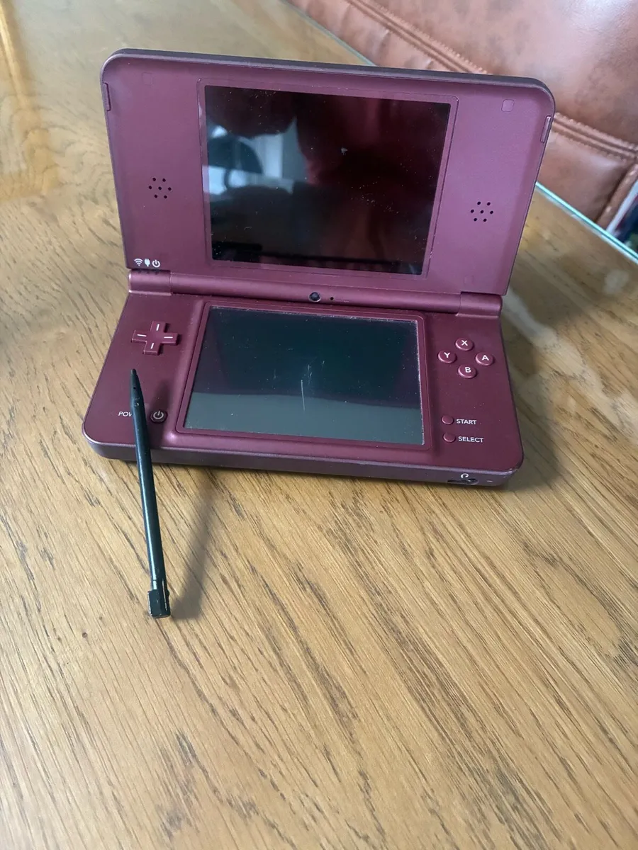 Nintendo DS XL - Image 3