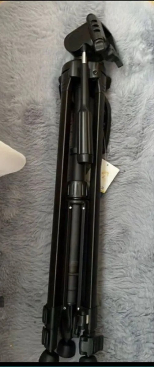 Camera holder tripod - Image 2