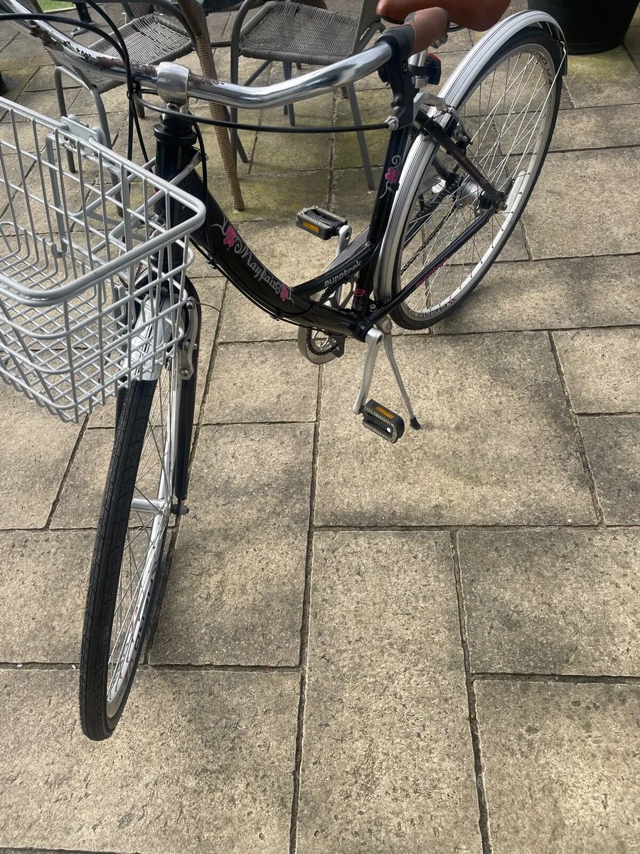 Ladies Bicycle - Image 4