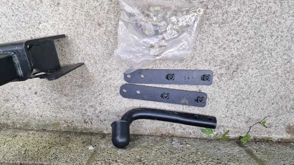 Kia Sportage tow bar - Image 2