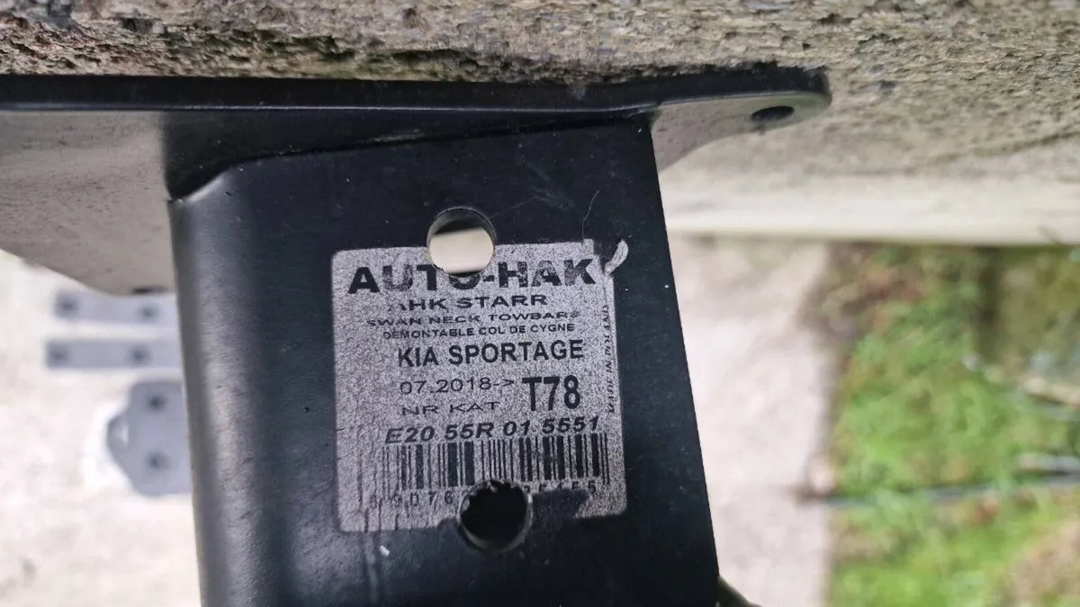 Kia Sportage tow bar - Image 3