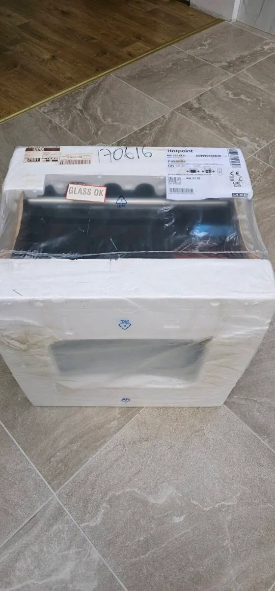 Microwave  built in  new in the box - Image 2