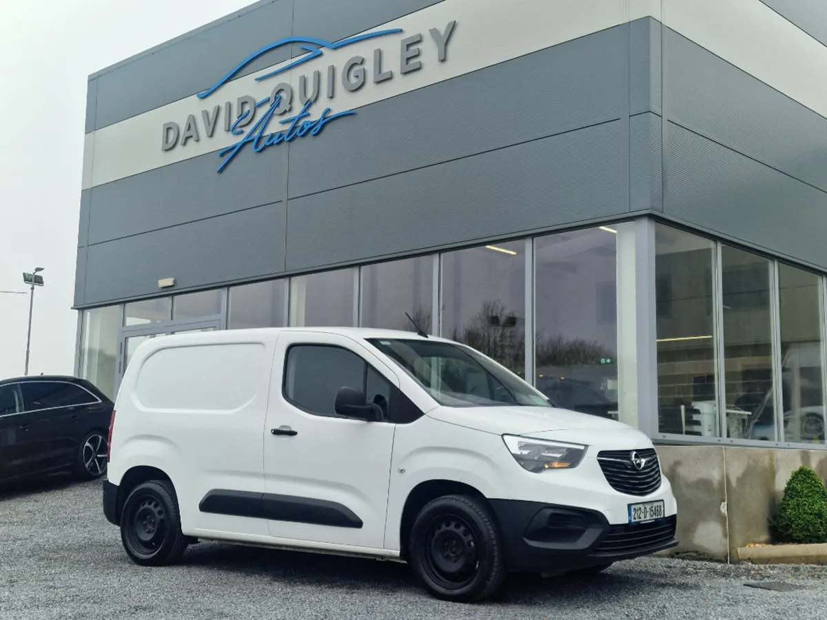 Opel Combo My21-l1h1-1.5 75ps-dsl-5sp 5DR - Image 1