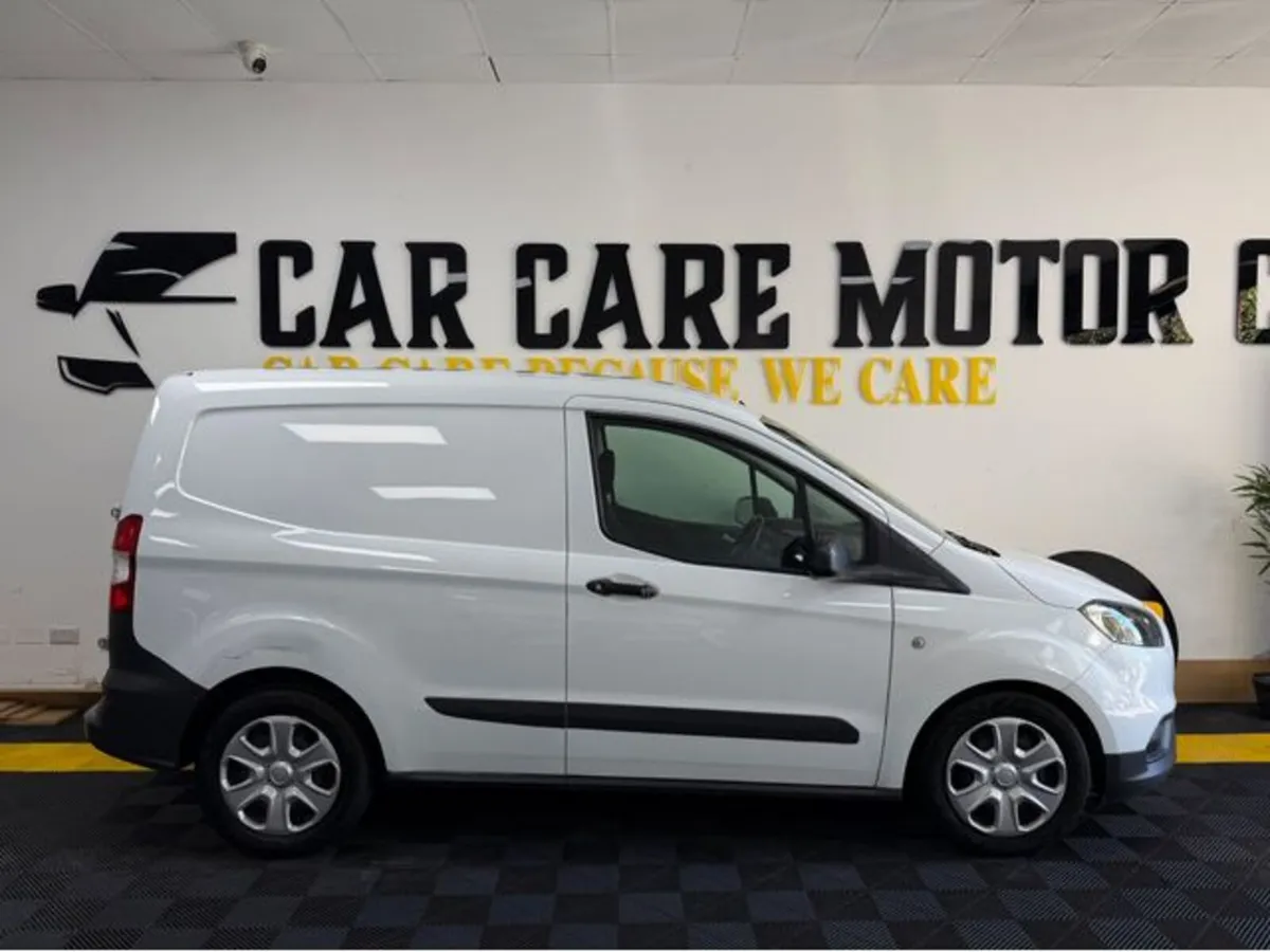 Ford Transit Courier Trend 1.5TD075 M6 3DR - Image 3