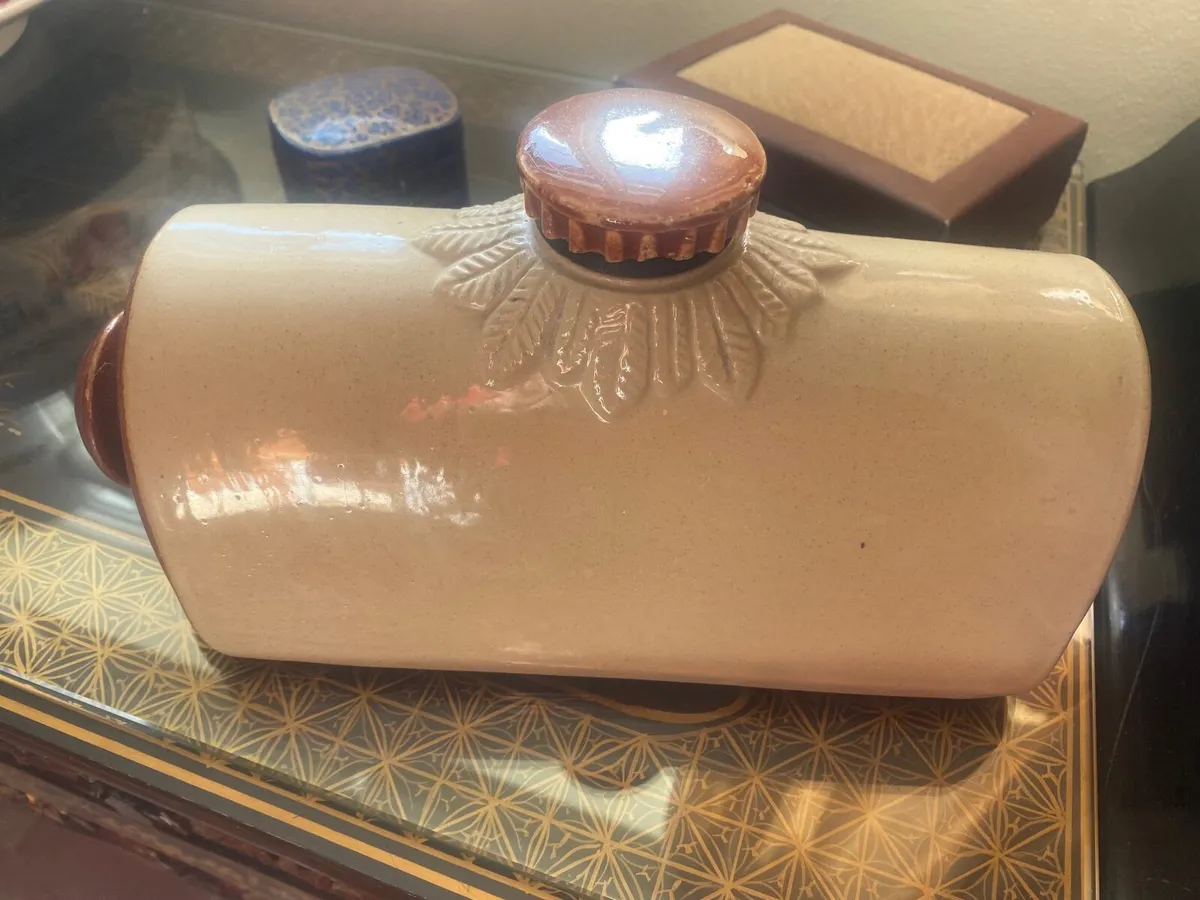 Antique stone hot water bottle - Image 1