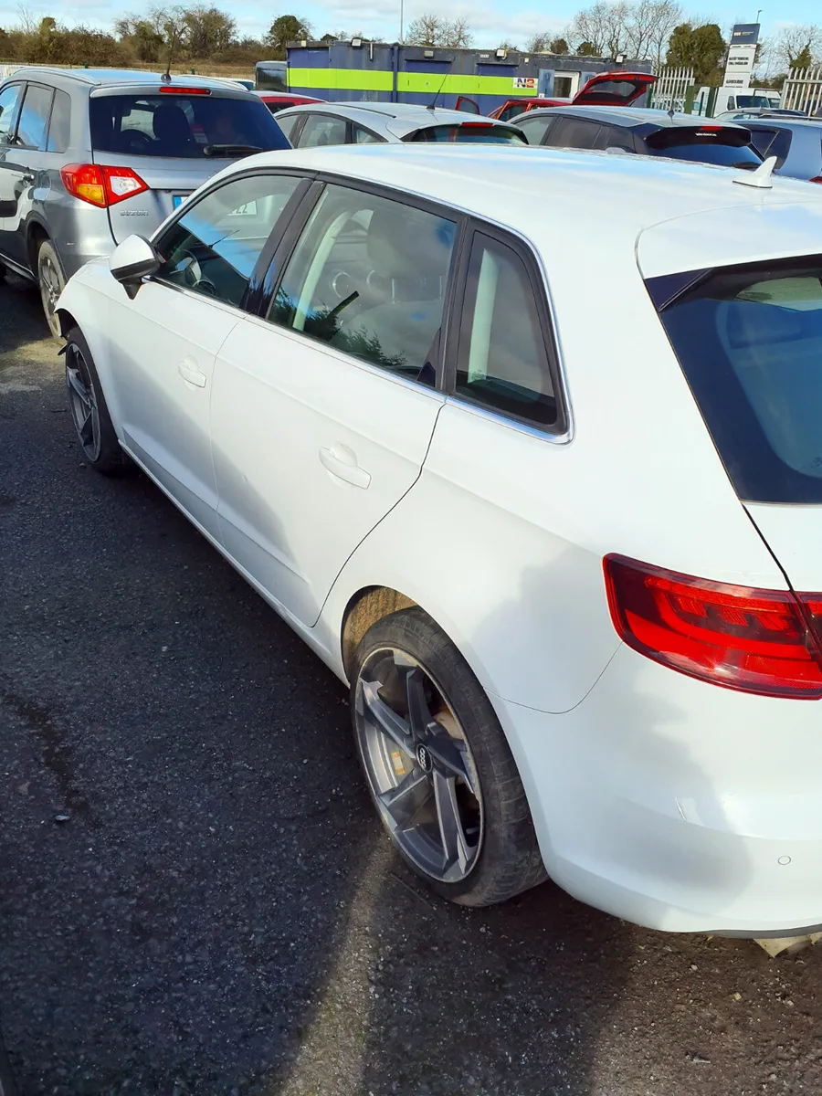 Audi A3 , 1.4 Tfsi Automatic 2015 - Image 2