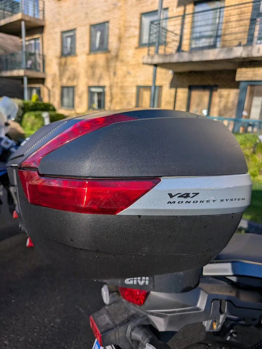 Givi Top Box - Image 1