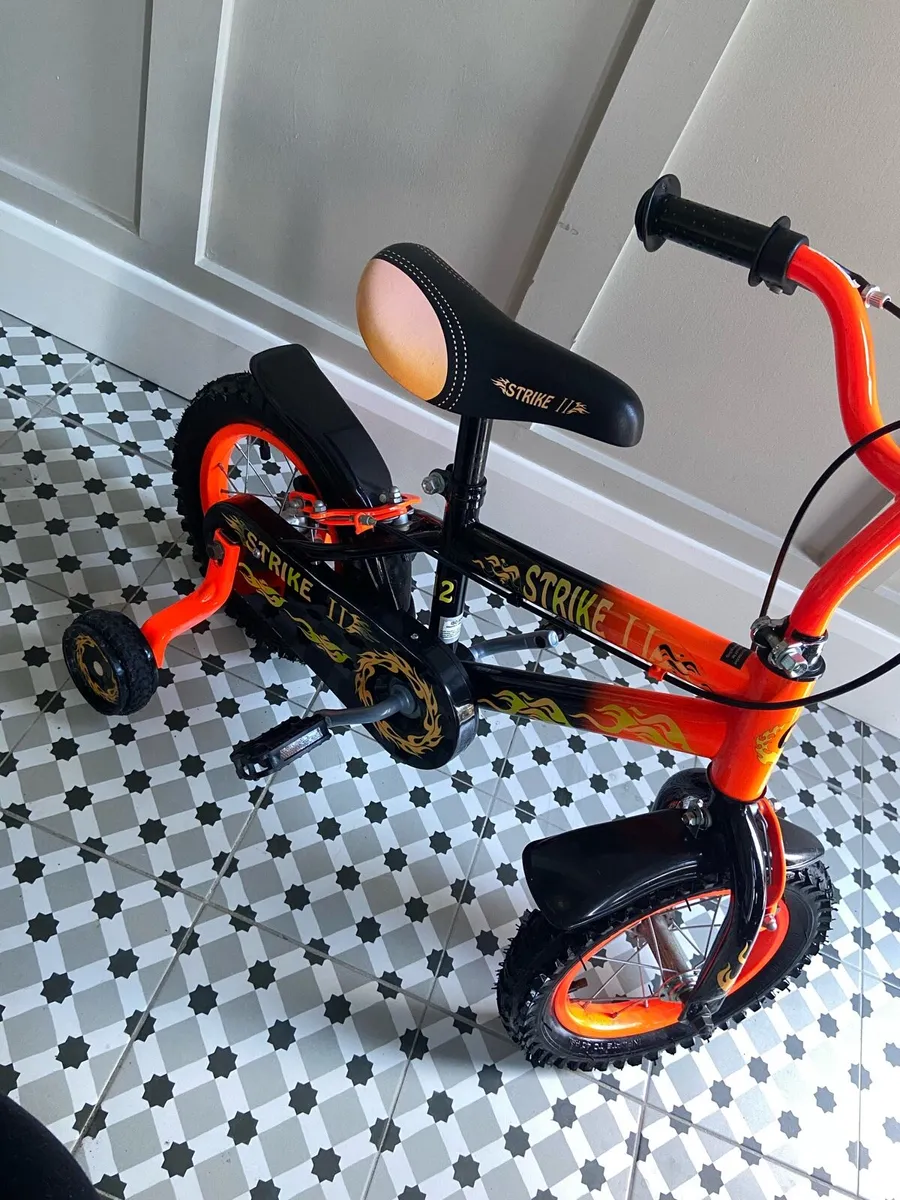 12 inch kids bike smyths - Image 3