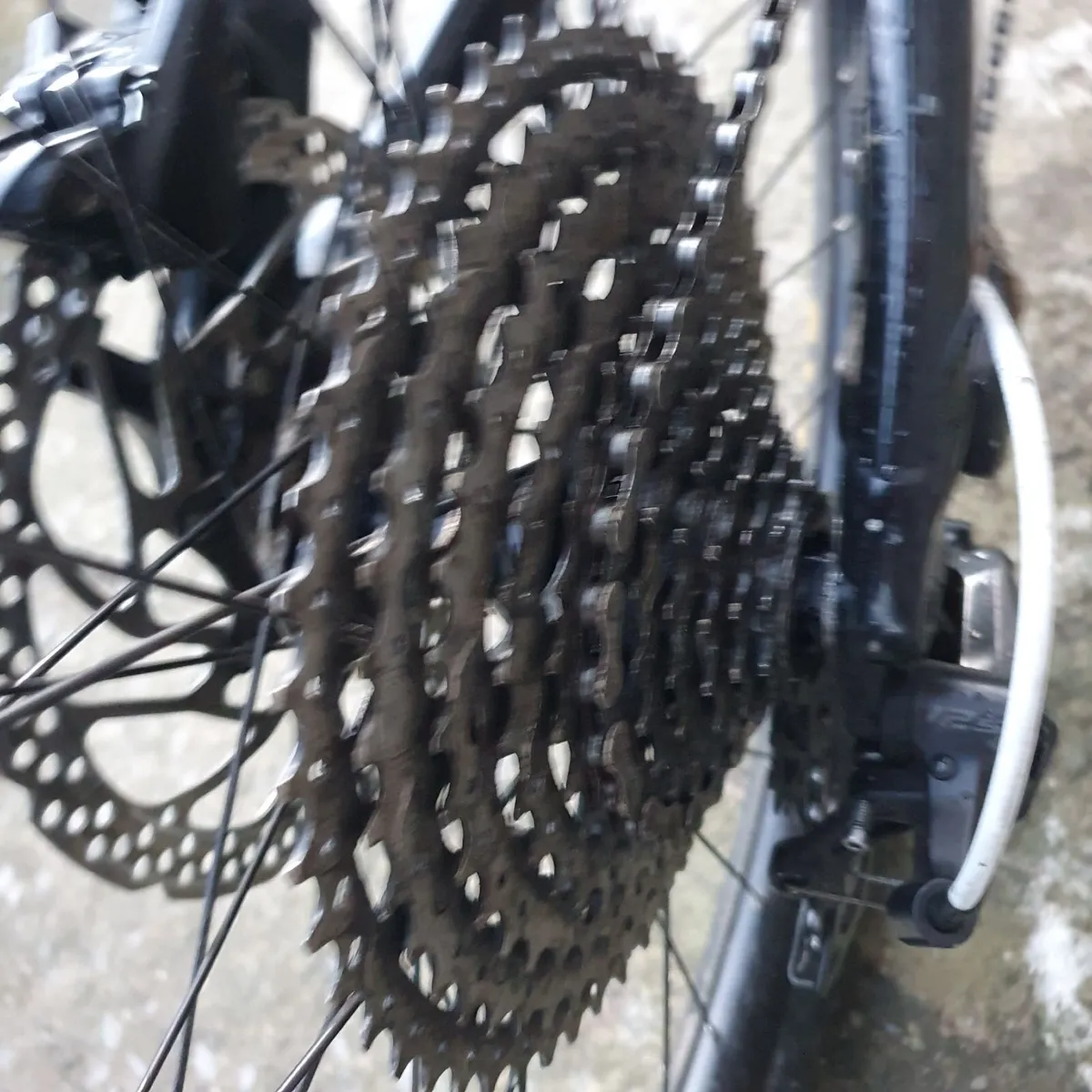 Specialized enduro elite Mountain bike - Image 4