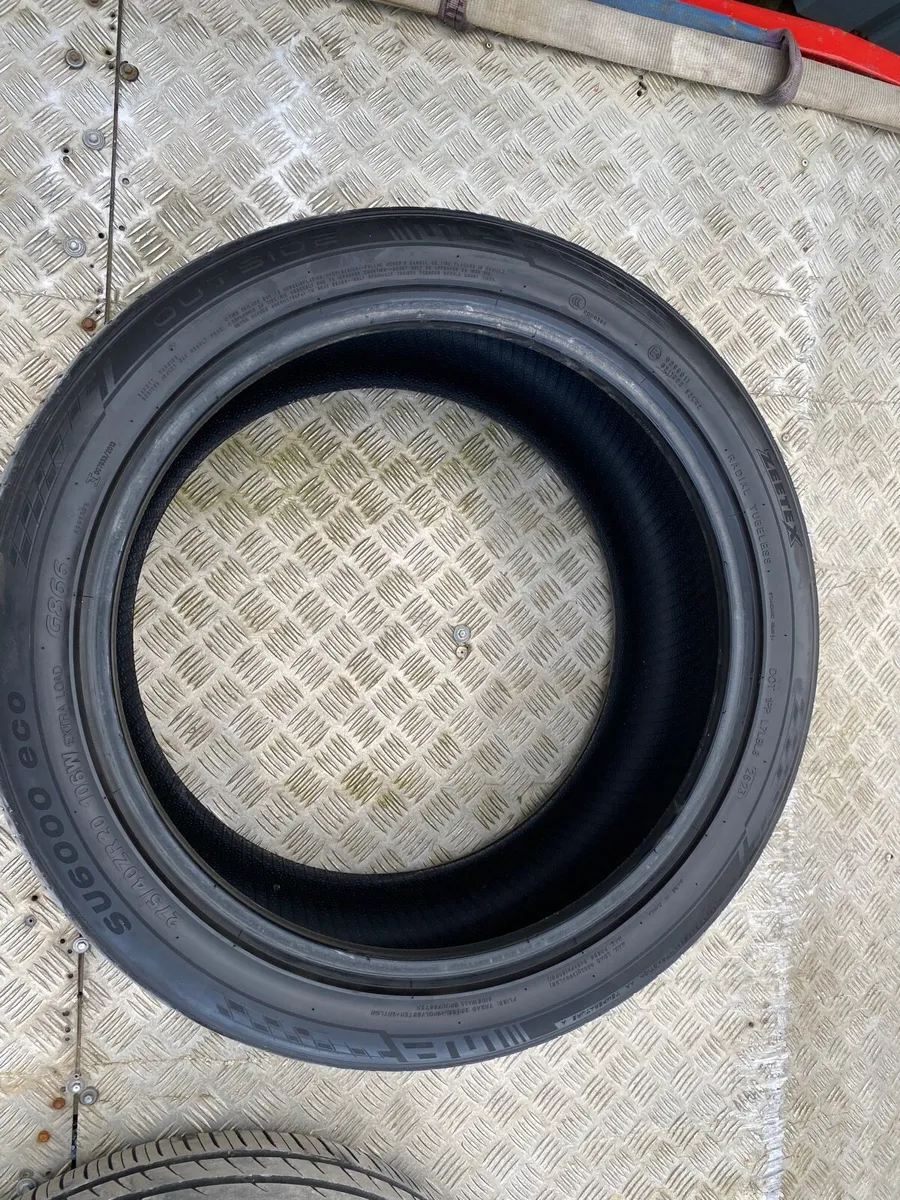 BMW X5 RUN FLAT TYRES 275/40/20 - Image 1