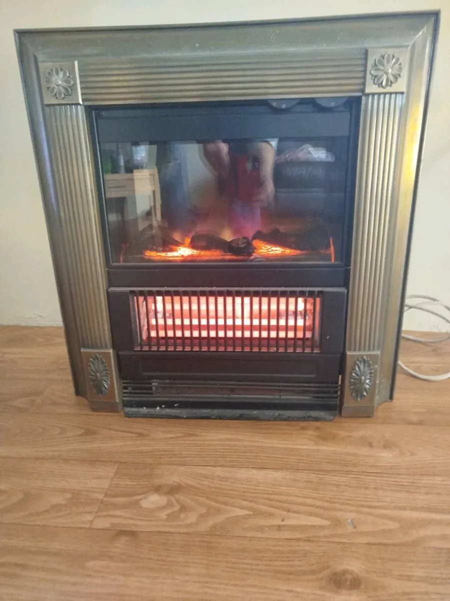 Electric fire - Image 1
