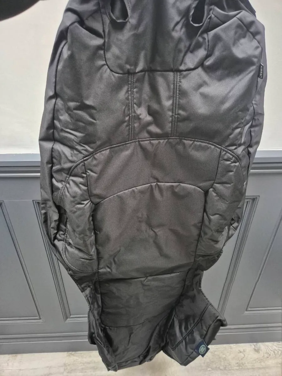 Range Rover seat Covers - Image 2