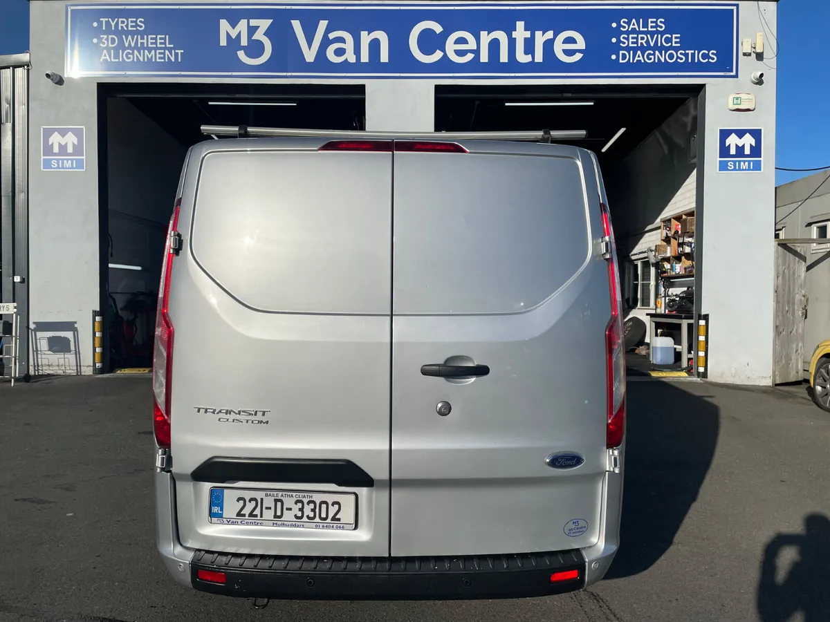 2022 FORD CUSTOM  300L TREND LOW MILES - Image 4