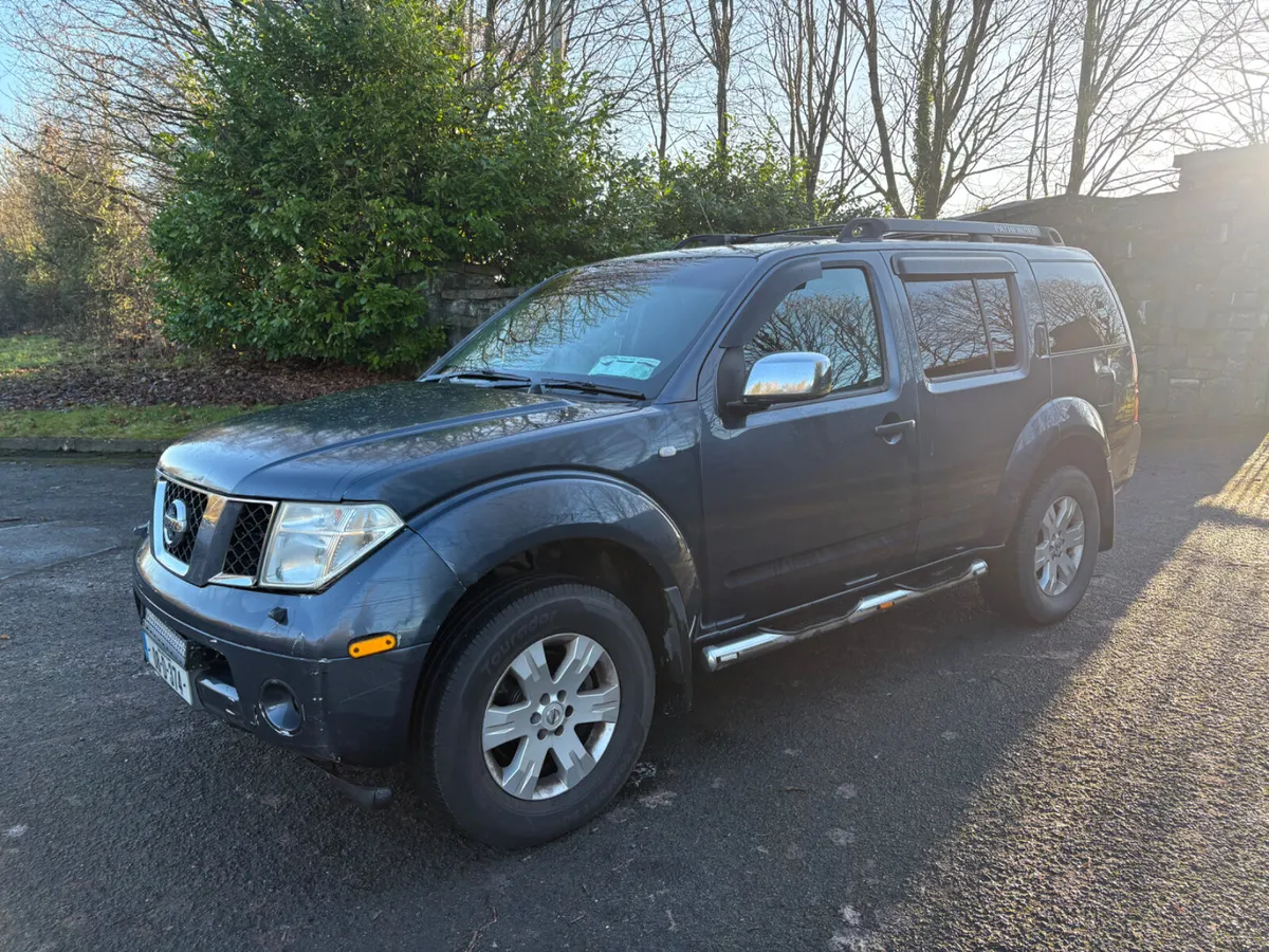 Nissan Pathfinder 5 Seater Cheap to Clear - Image 3