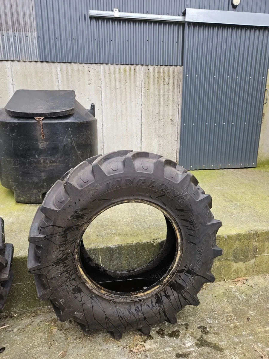 Tractor tyres - Image 3
