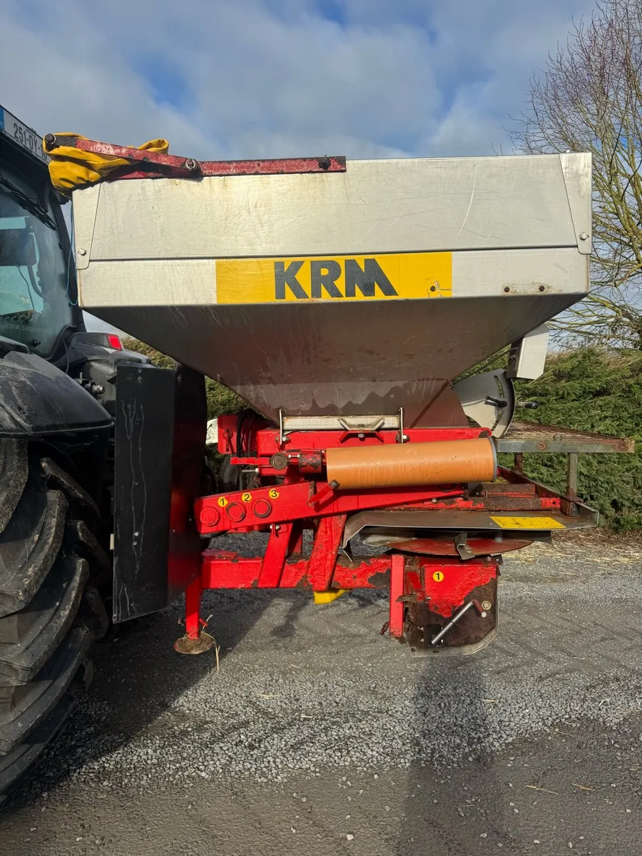 Breda/KRM F2 fertiliser spreader - Image 3