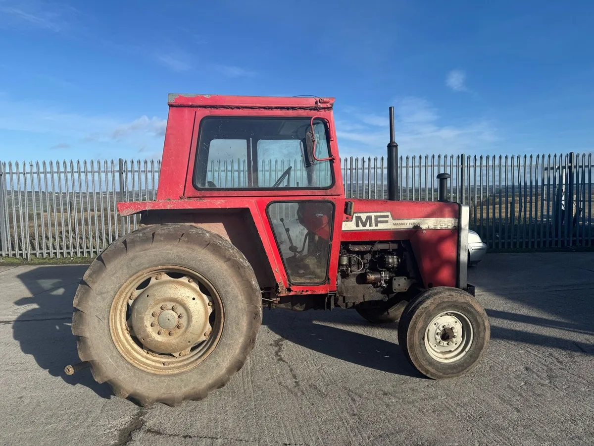 Massey Ferguson 565 - Image 1