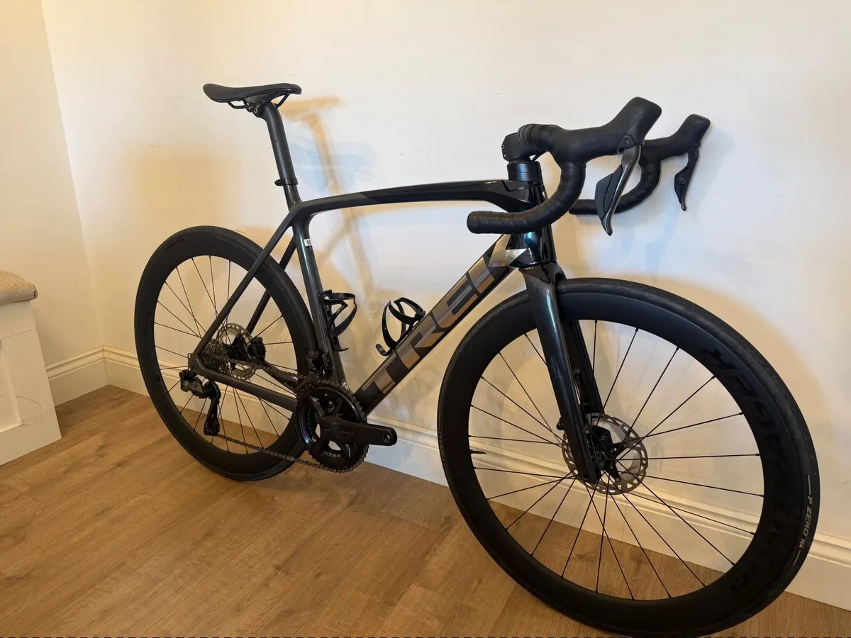 Trek Émonda SL7 Carbon Road Bike – Size 56 – Ulteg - Image 2