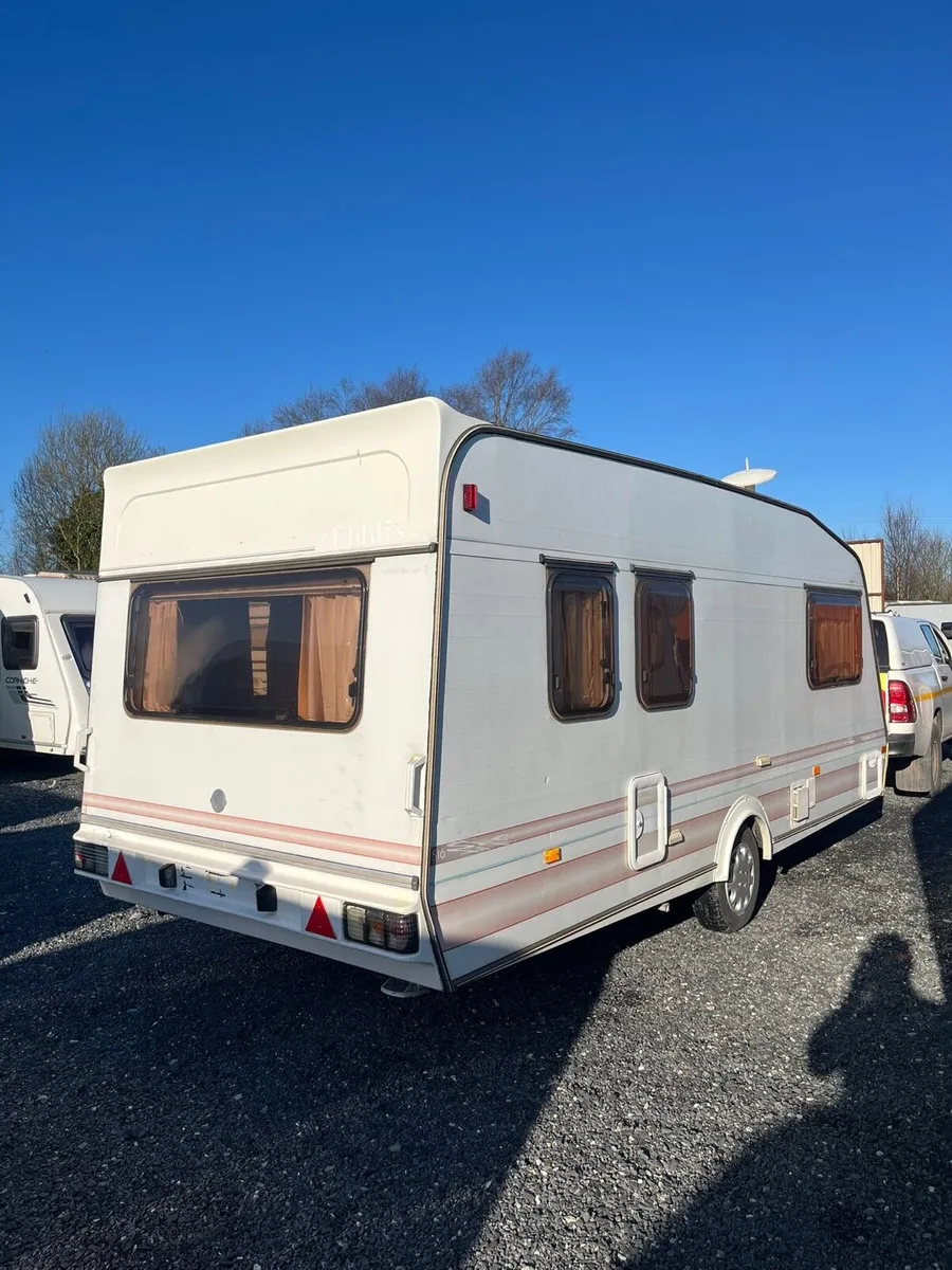 Elddis Vogue 5 Berth Caravan For Sale - Image 4