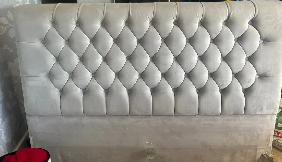 King size bed frame - Image 4