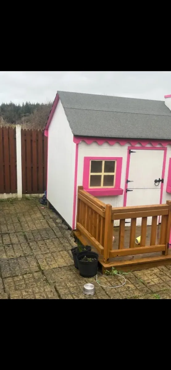 Kids play house - Image 2