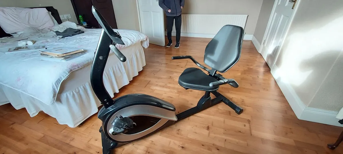 Exercise bike - Image 4