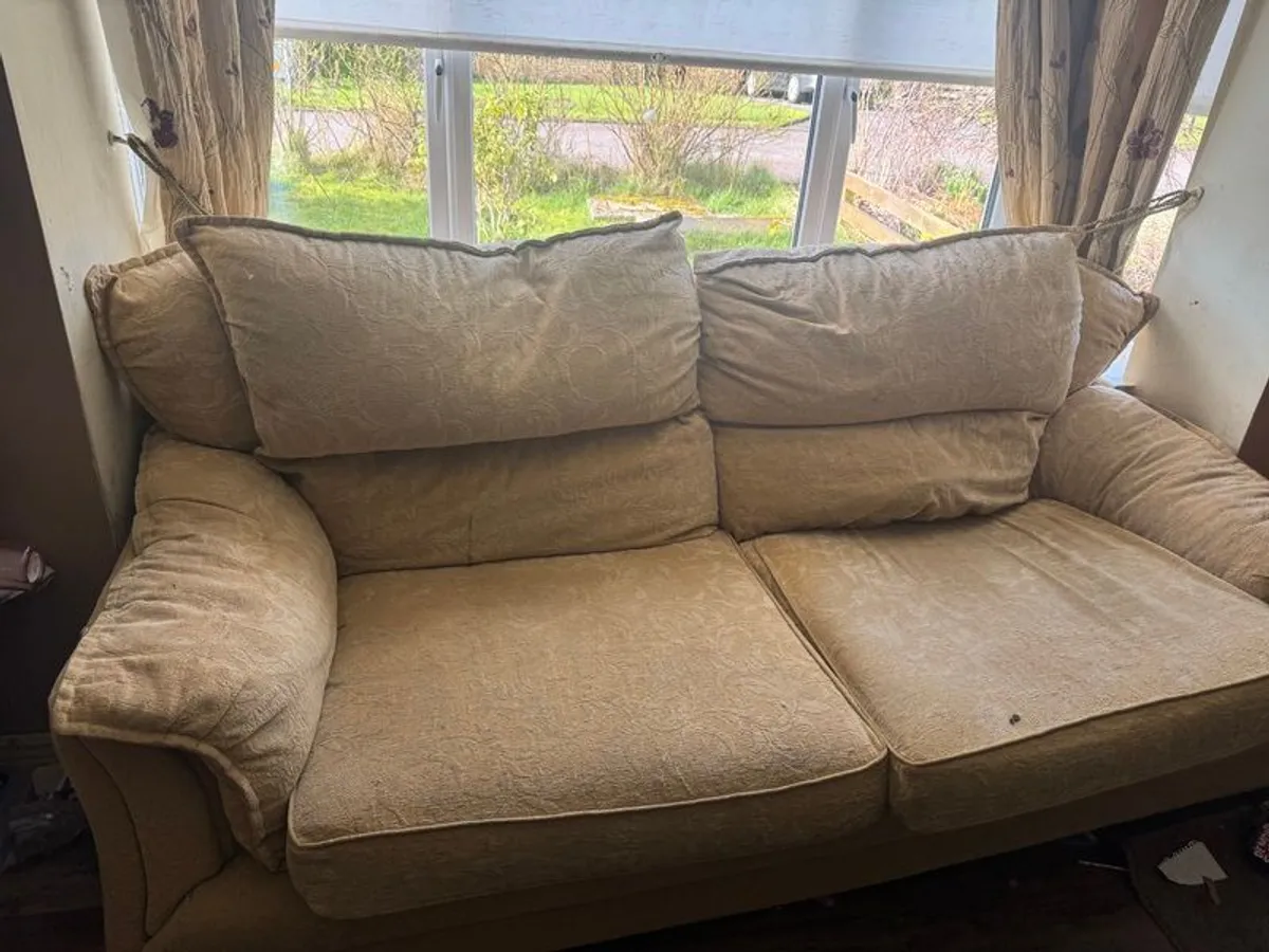 Free Sofas - Image 2