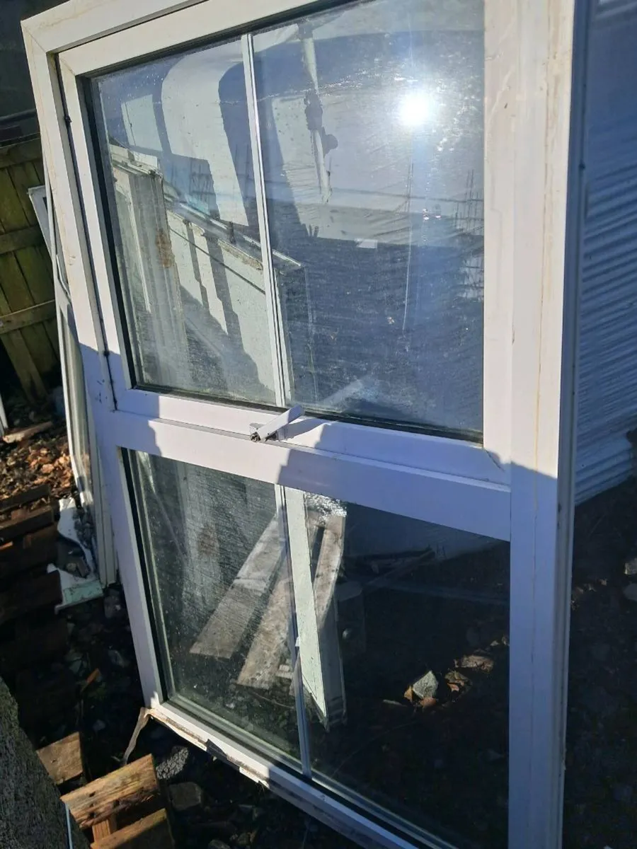 2 PVC Window €70 each - Image 3