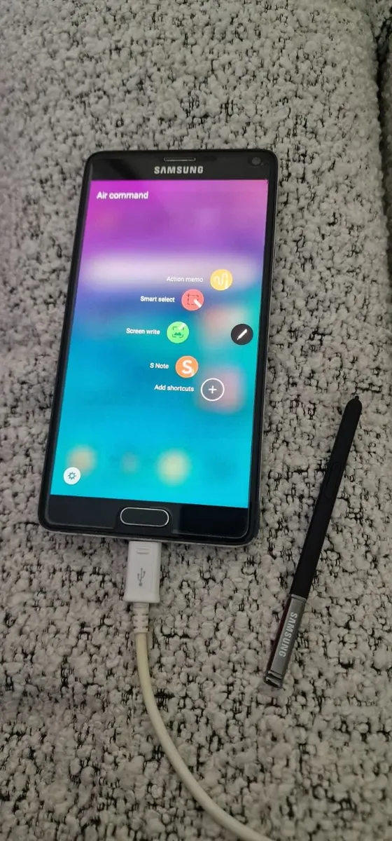 32GB Samsung Galaxy Note 4 Model SM-N910F - Image 1