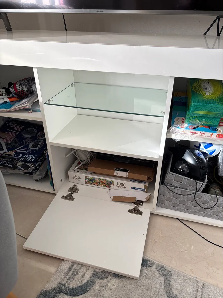 Tv cabinet - Image 4