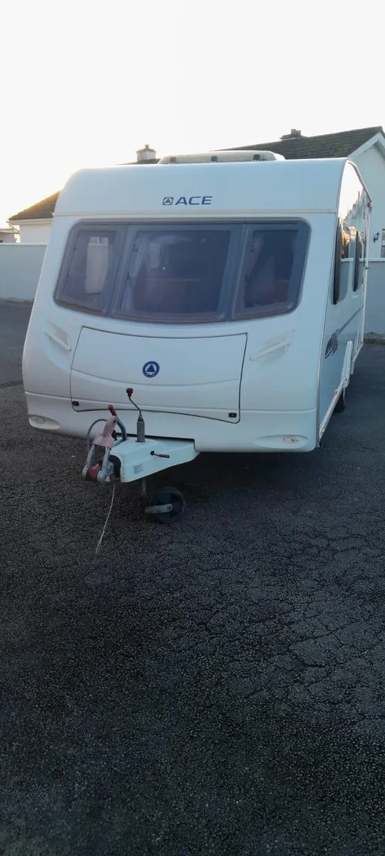 FANTASTIC 6-8 BERTH ACE JUBILEE TOURING CARAVAN. - Image 1