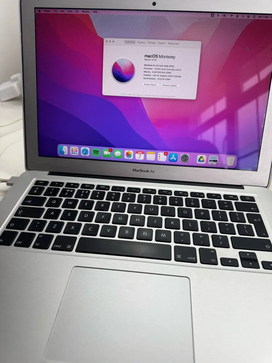 MacBook Air 2015 - Image 2