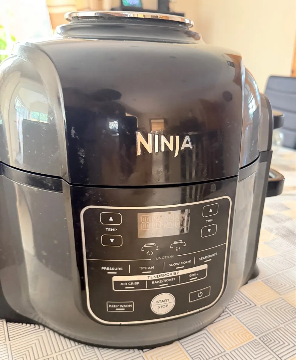Ninja Foodi Pressure Cooker + Air Fryer