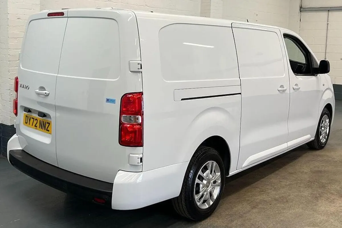 2022 Vauxhall Vivaro Panel Van - Image 4