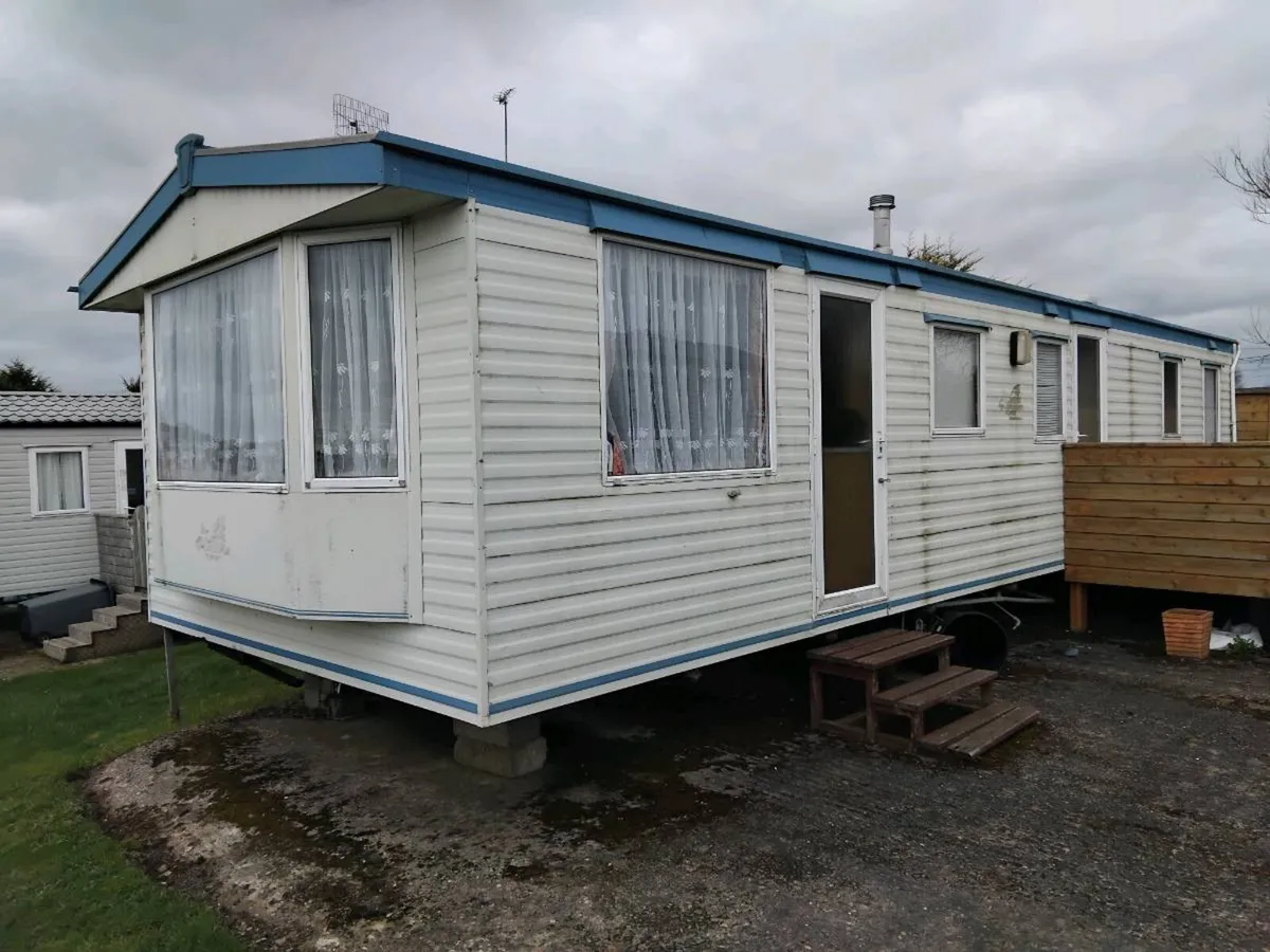 Mobile home - Image 1