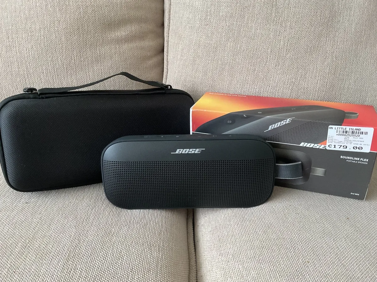 Bose Soundlink Flex 2nd Generation Speaker - Image 1