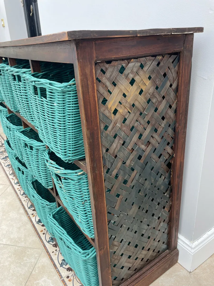 Storage Cabinet with baskets - Image 2