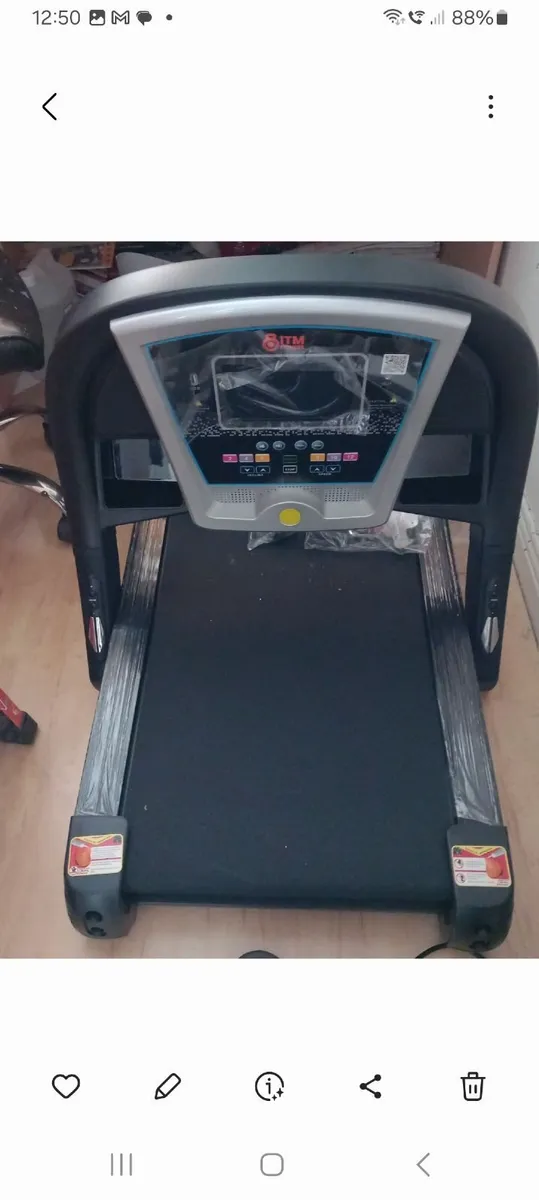 Treadmill T39 - Image 3