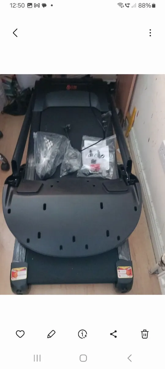 Treadmill T39 - Image 2