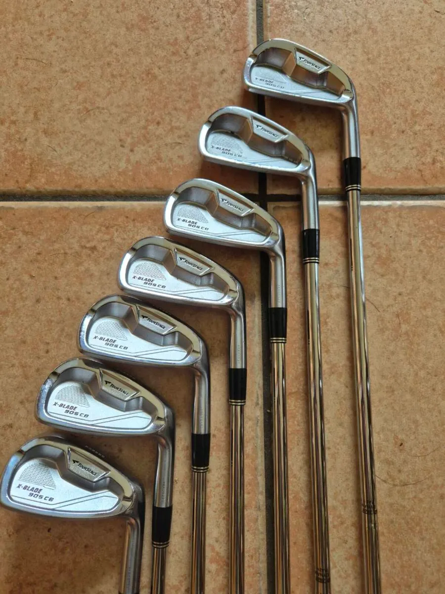Bridgestone TourStage X-Blade 905CB Iron Set 7pcs - Image 1