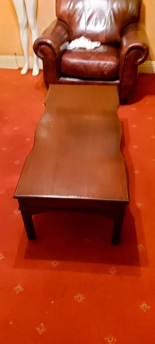 Vintage mahogany coffee table - Image 1